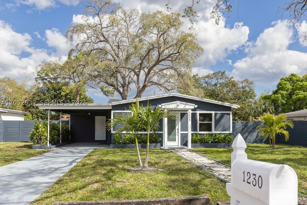 1230 Nw 7Th Ave – photo 1