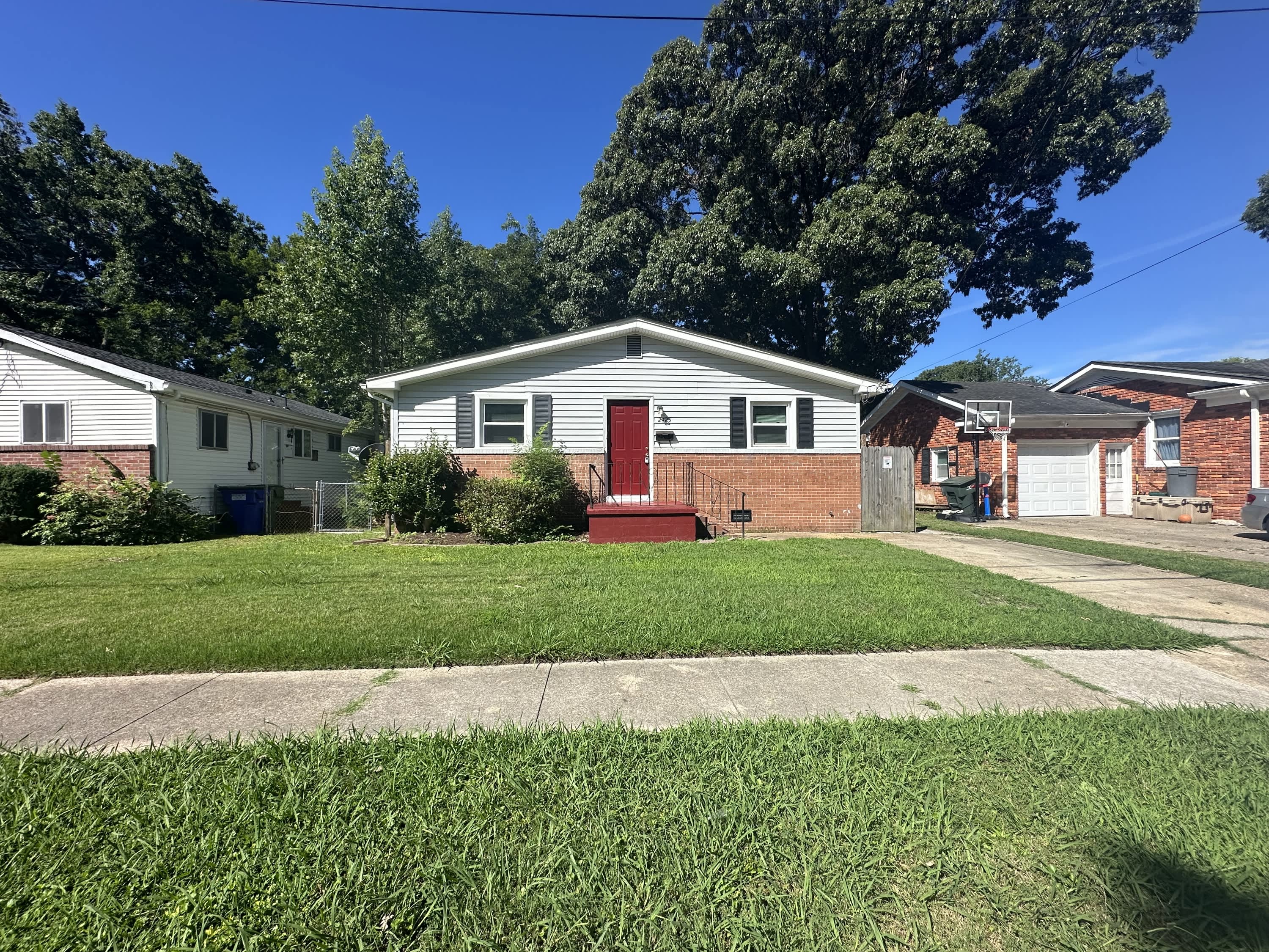 2425 Juniper Street – photo 1