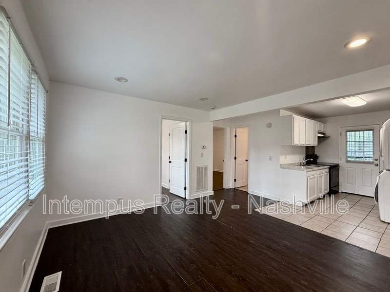 2716 Herman St – photo 1