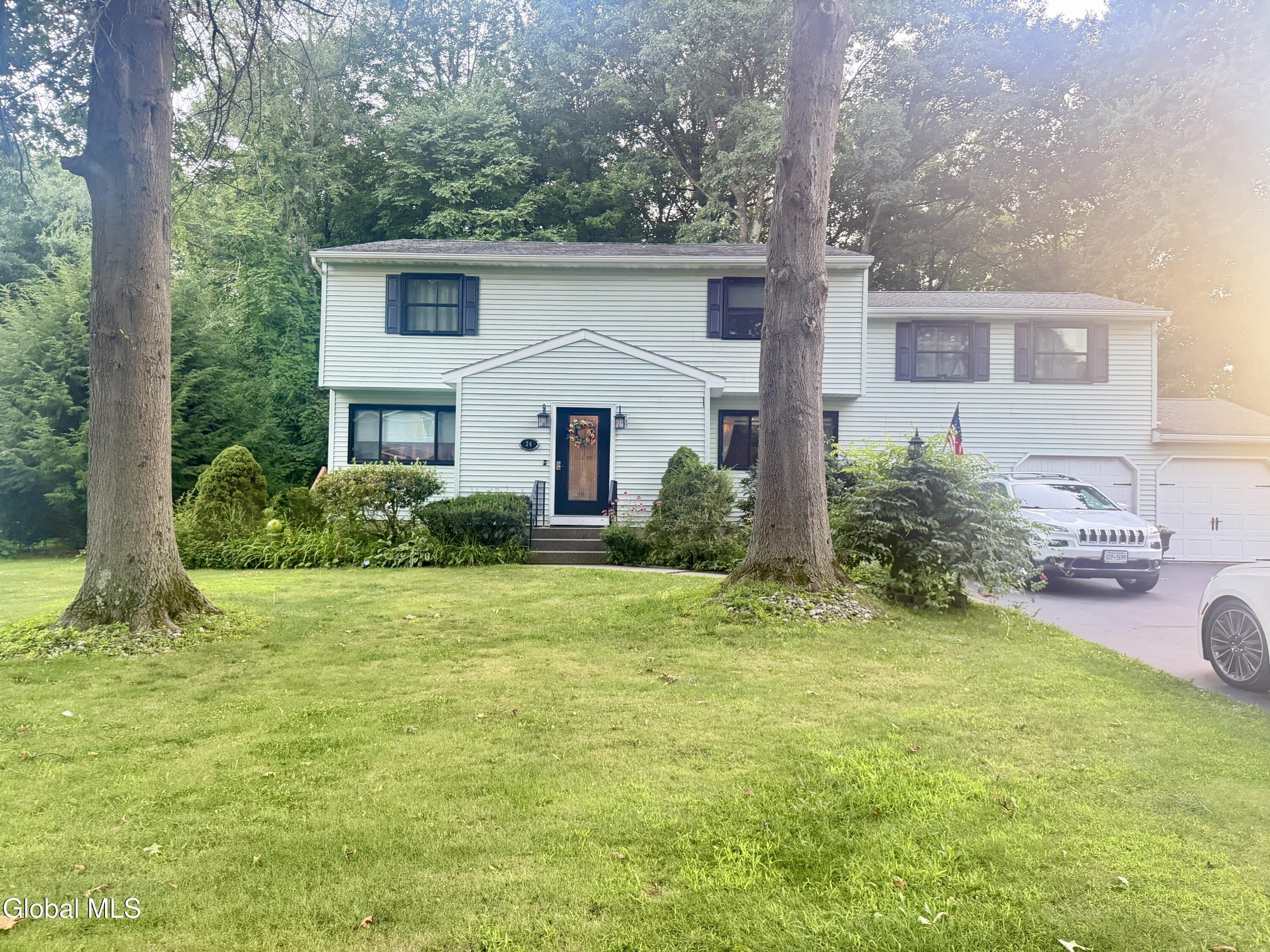34 Henderson Road – photo 1 of 20