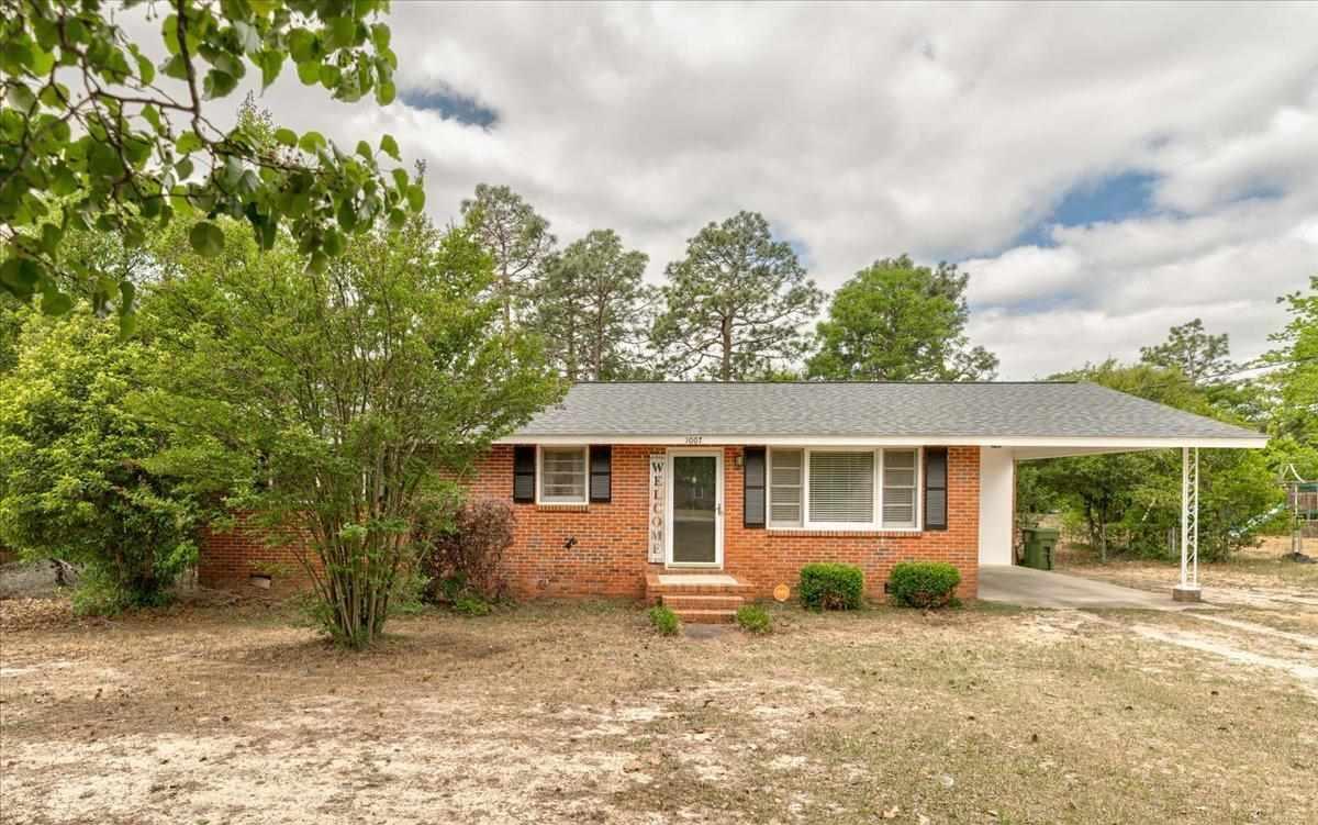 1007 Greenleaf Road – photo 1 of 23