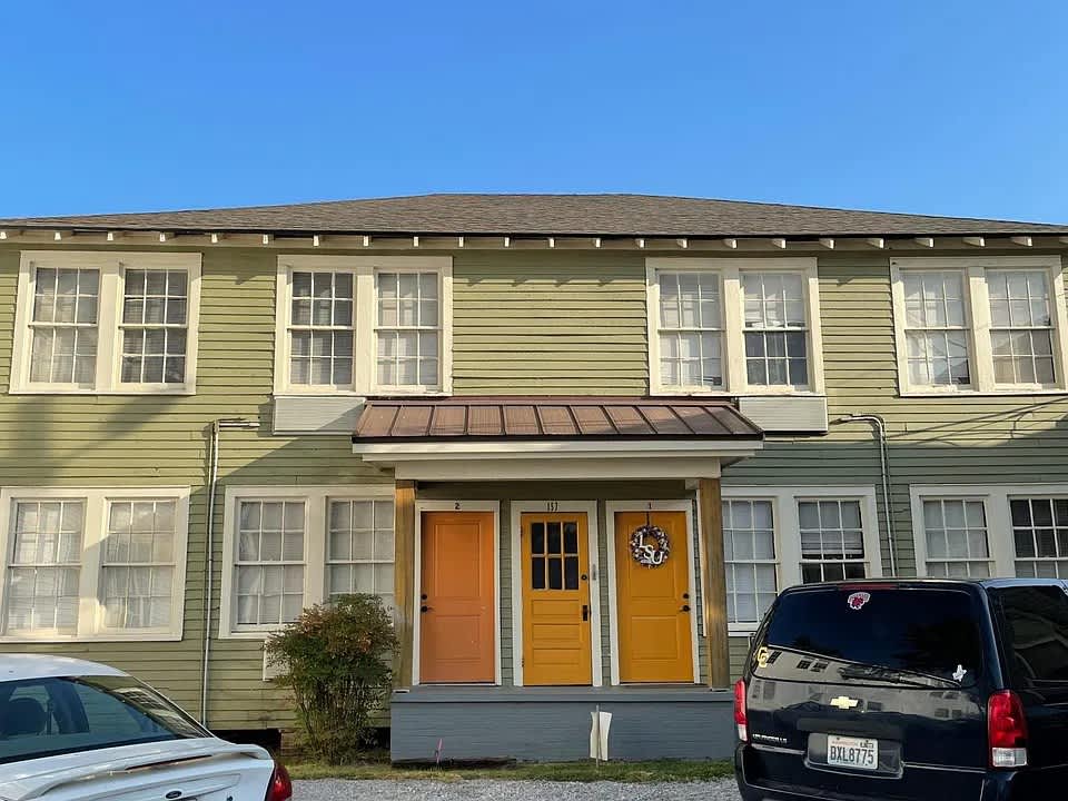 157 East St – photo 1 of 2