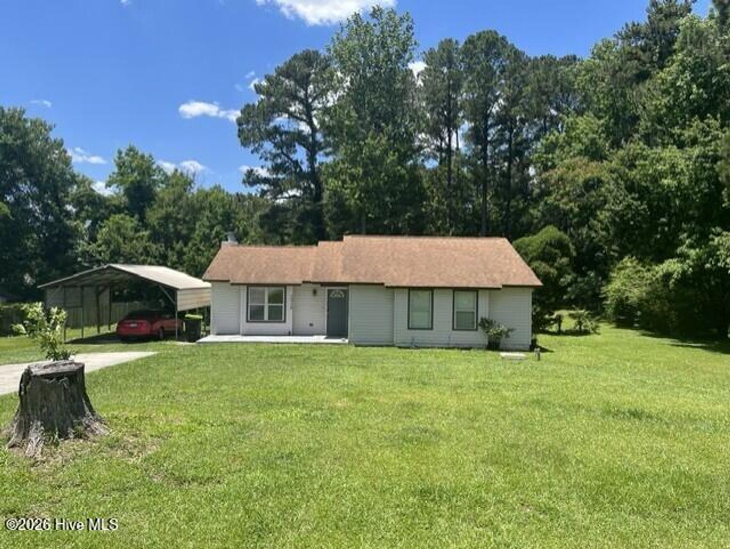 1312 Wolf Swamp Road – photo 1 of 22
