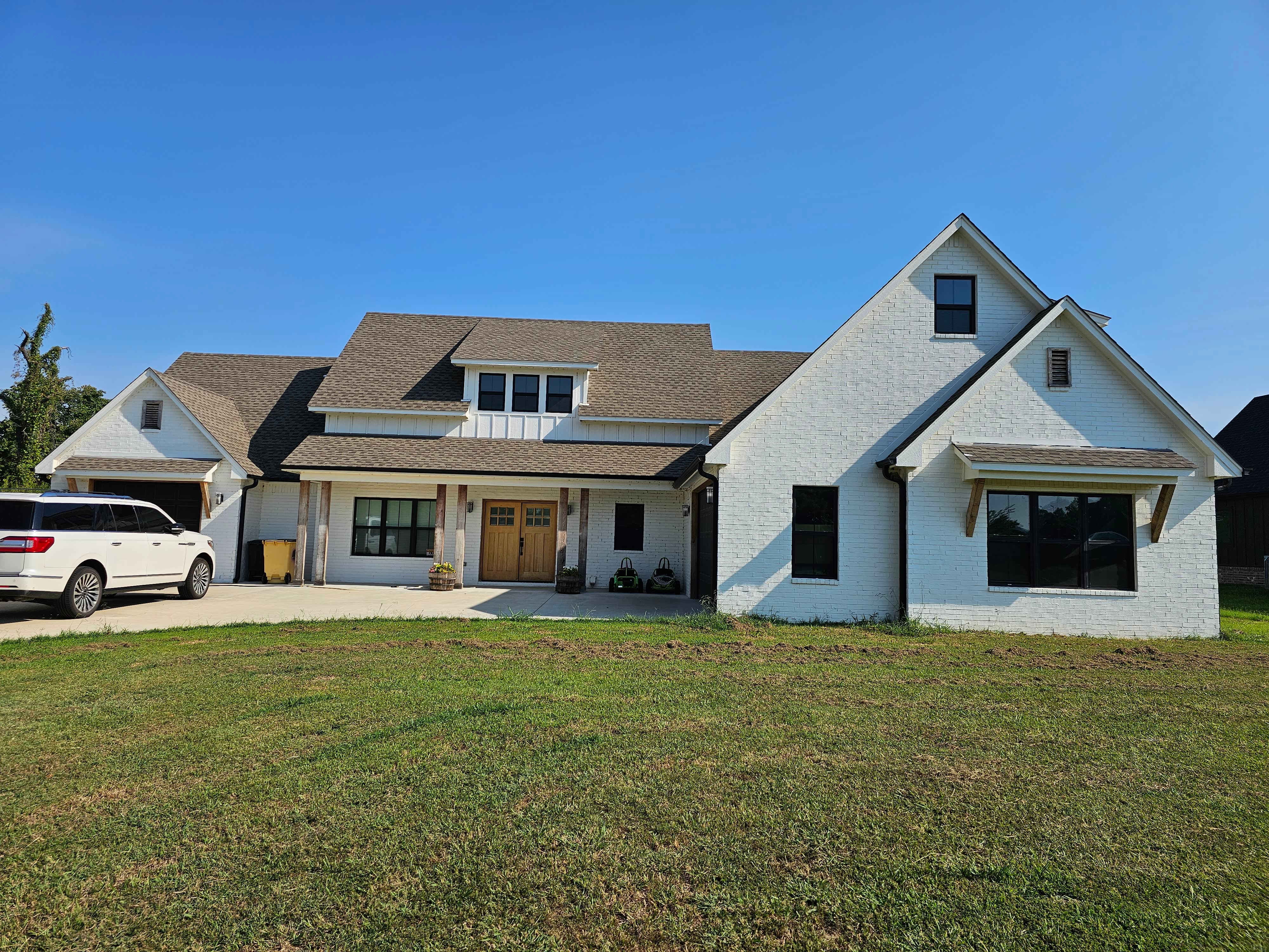 1482 Darlene Ln – photo 1 of 16