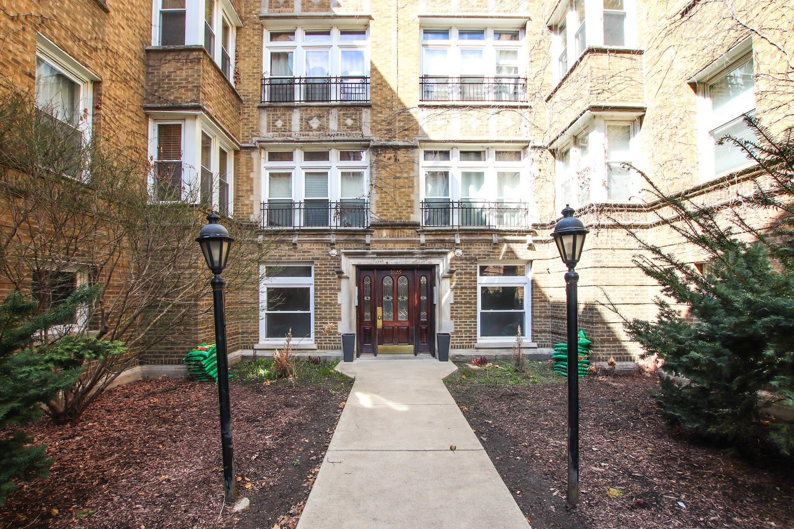 1626 W FARWELL Avenue – photo 1