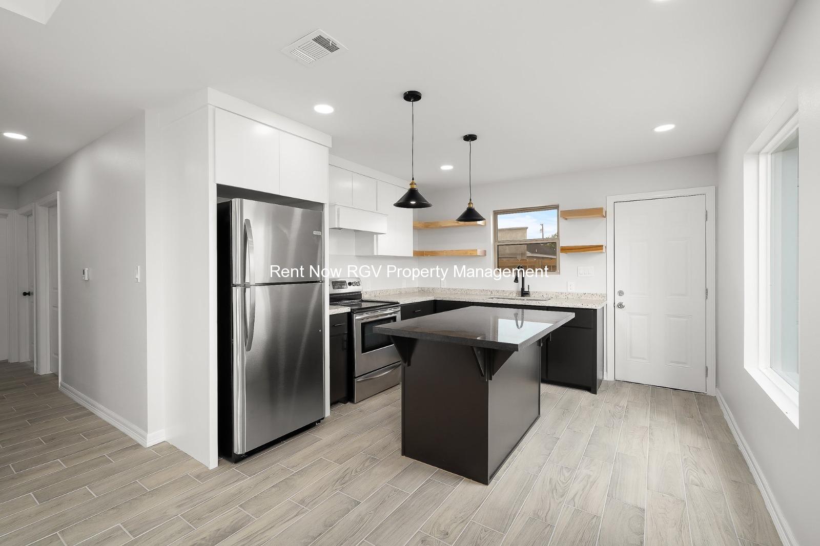 3604 Frio Ave – photo 1