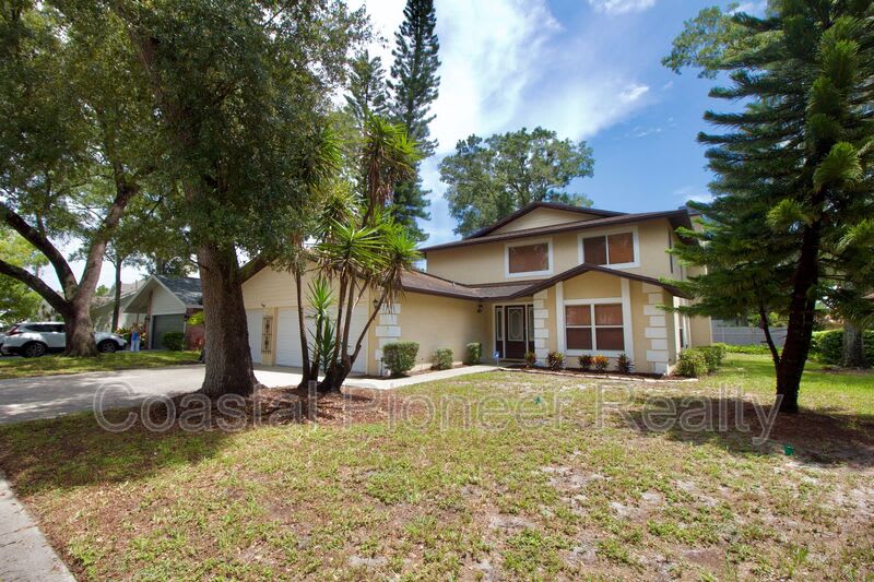 1817 Laurence Ct – photo 1