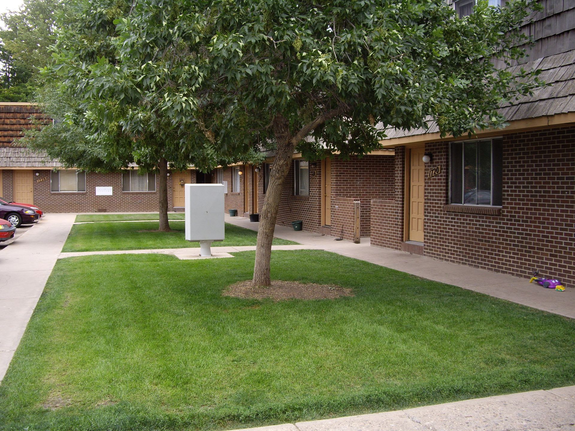 Beautiful 2 Bedroom Town Home – photo 1 of 309