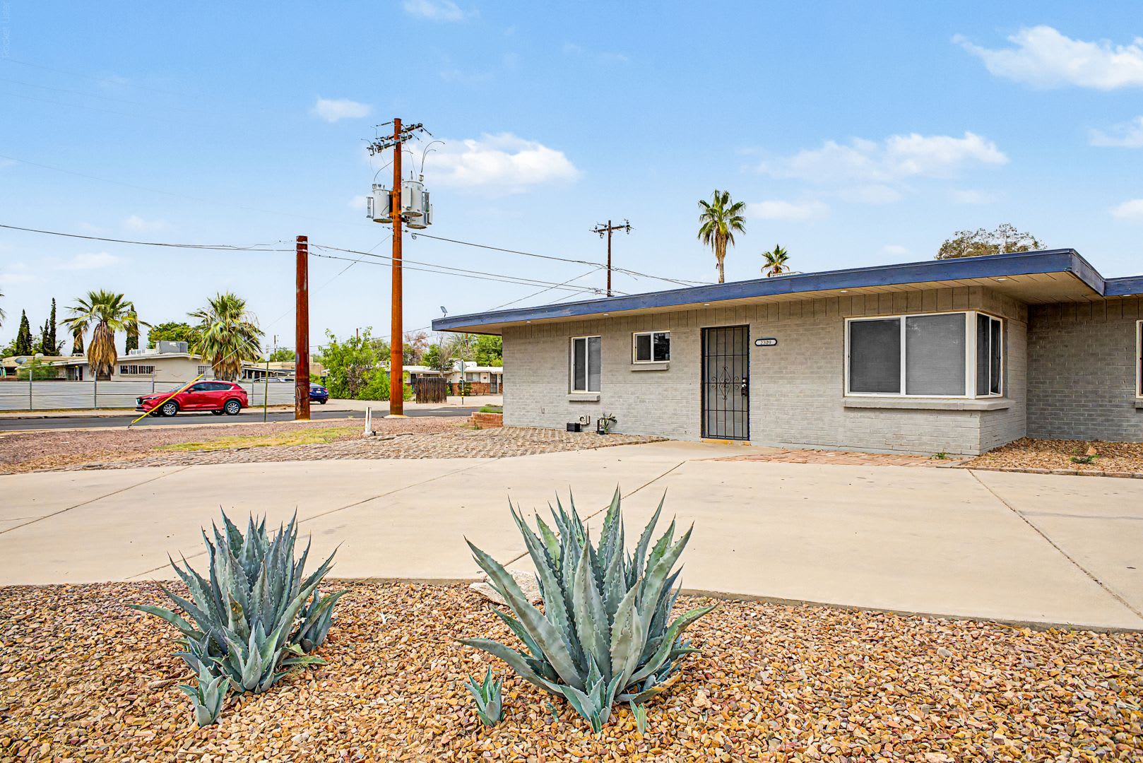 Remodeled 2 Bedroom 1 Bath in Tucson – photo 1