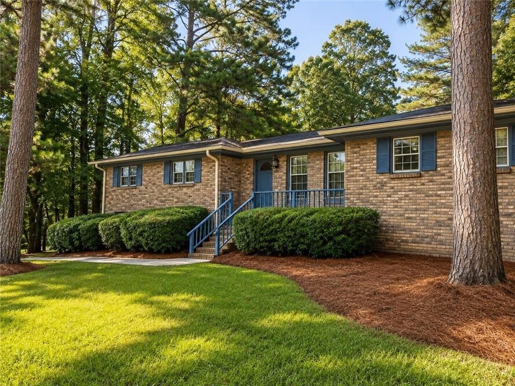 3292 Holly Springs Road NE – photo 1