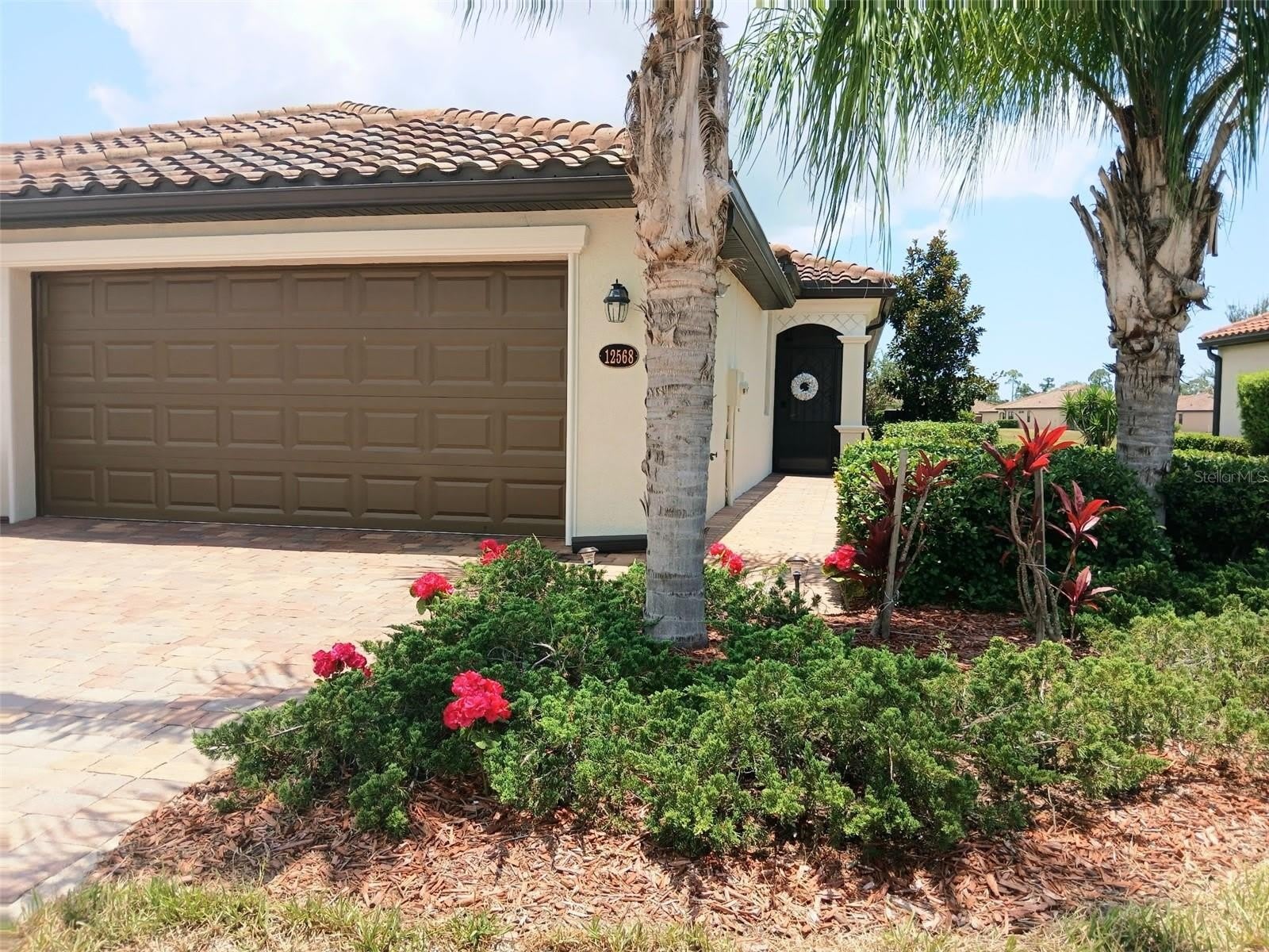 12568 FELICE Drive – photo 1