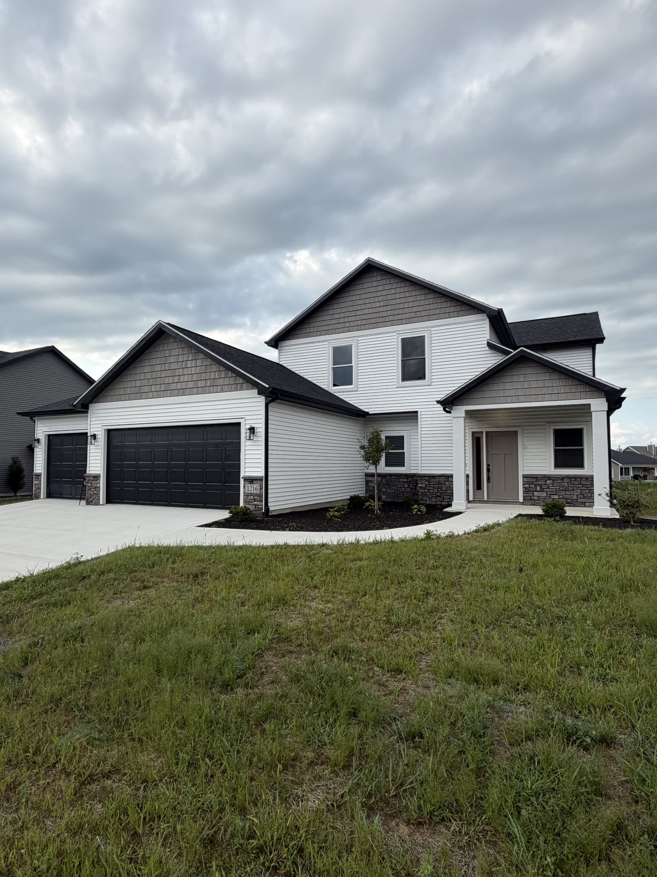 1216 Switchfoot Drive – photo 1 of 12