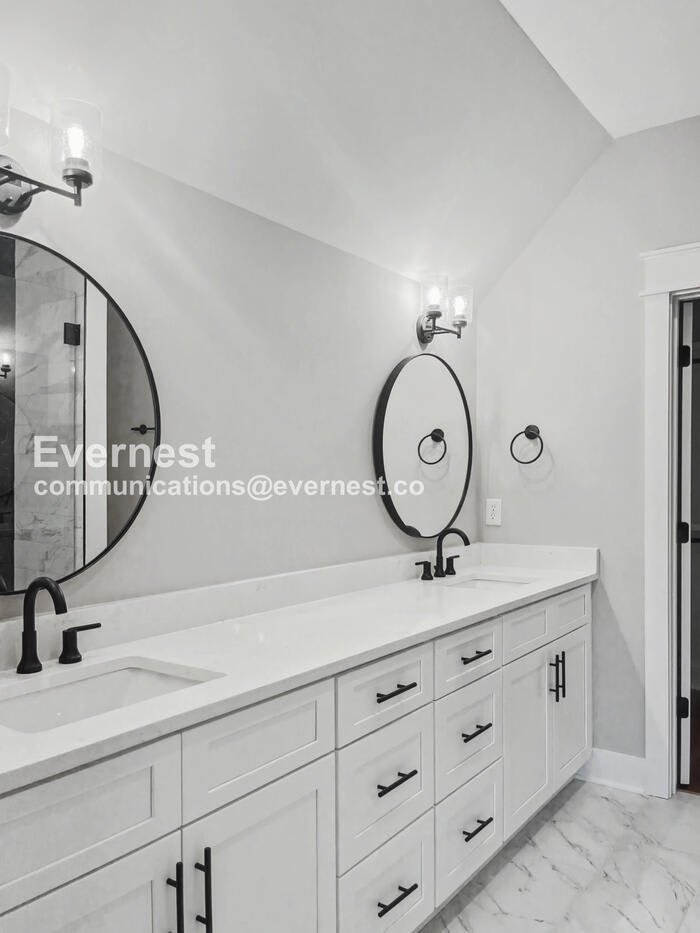 121 Lucile Street – photo 1