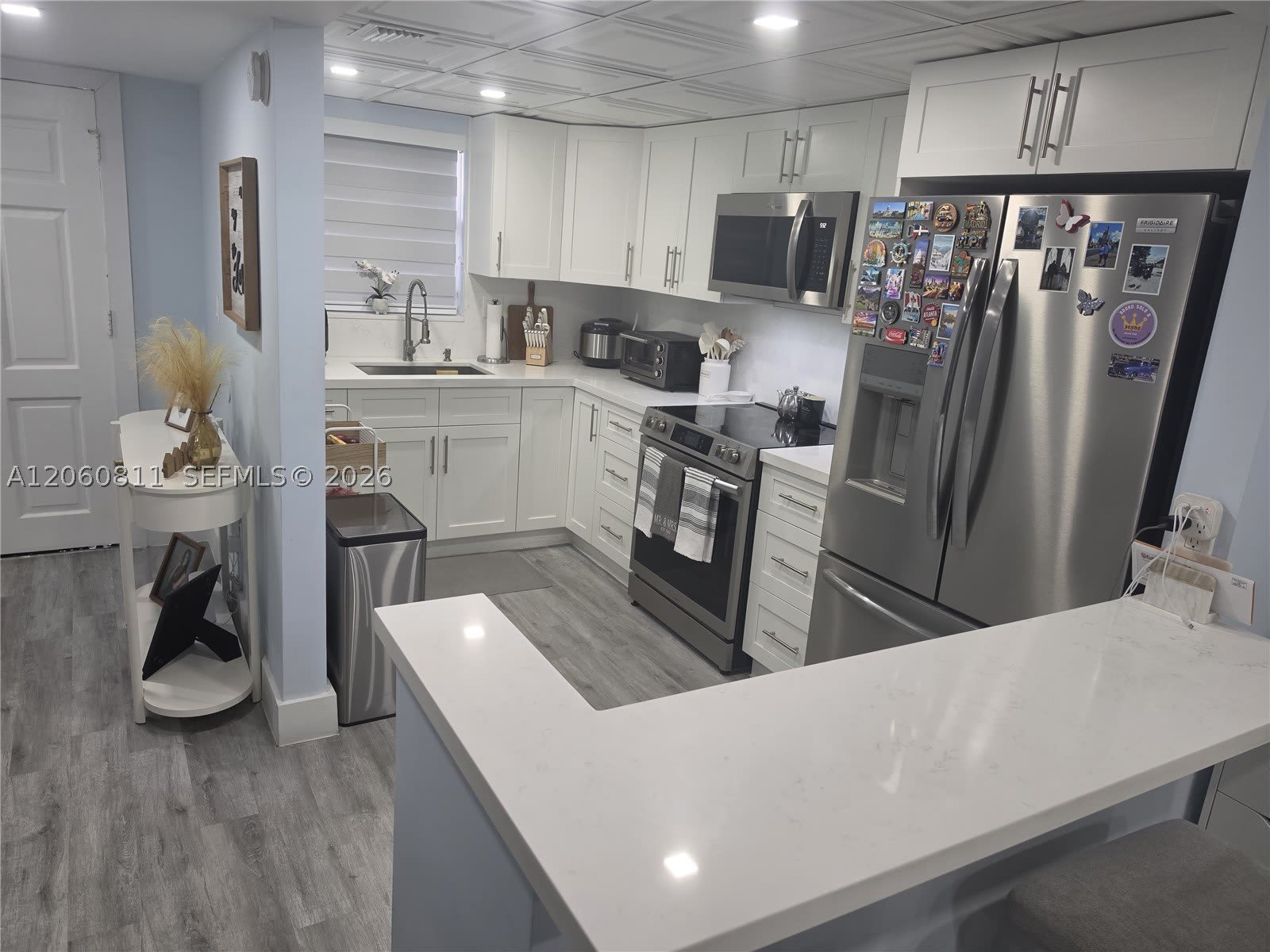 220 NW 87th Ave – photo 1