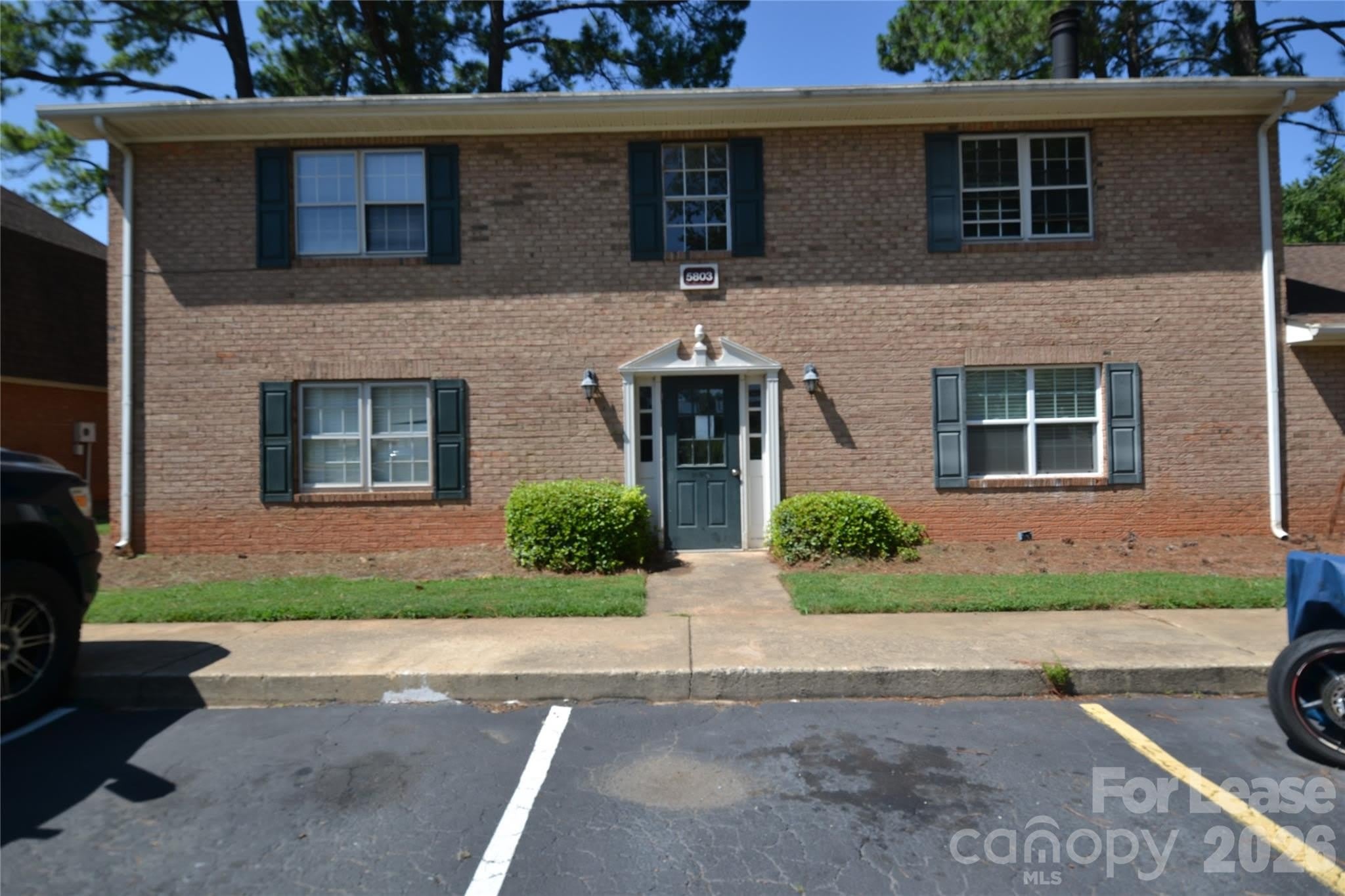 5803 Hunting Ridge Lane – photo 1