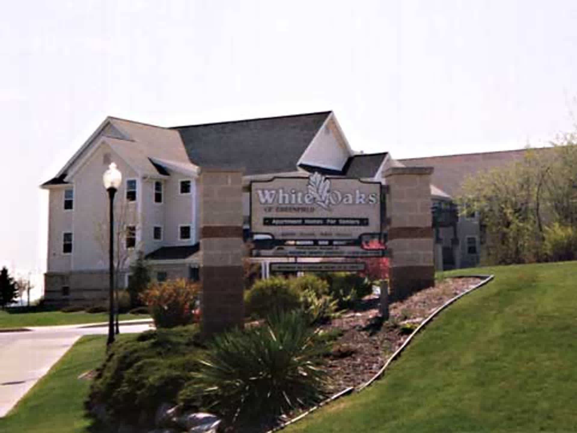White Oaks – photo 1 of 14