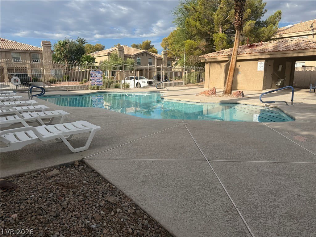 2836 Lone Cliff Drive – photo 1