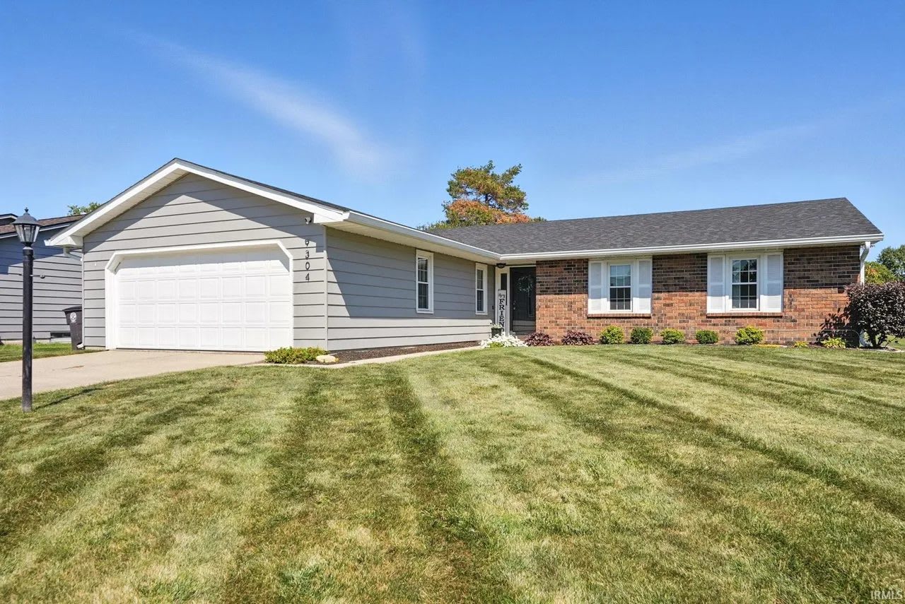 9304 Dawnsford Drive – photo 1