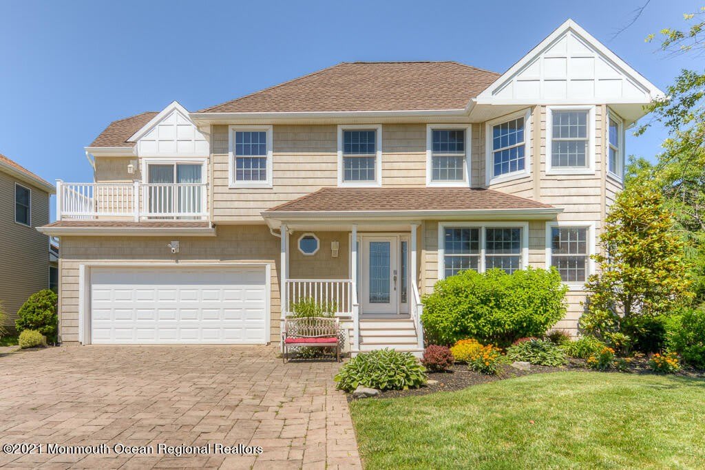 1603 Lake Avenue – photo 1 of 26