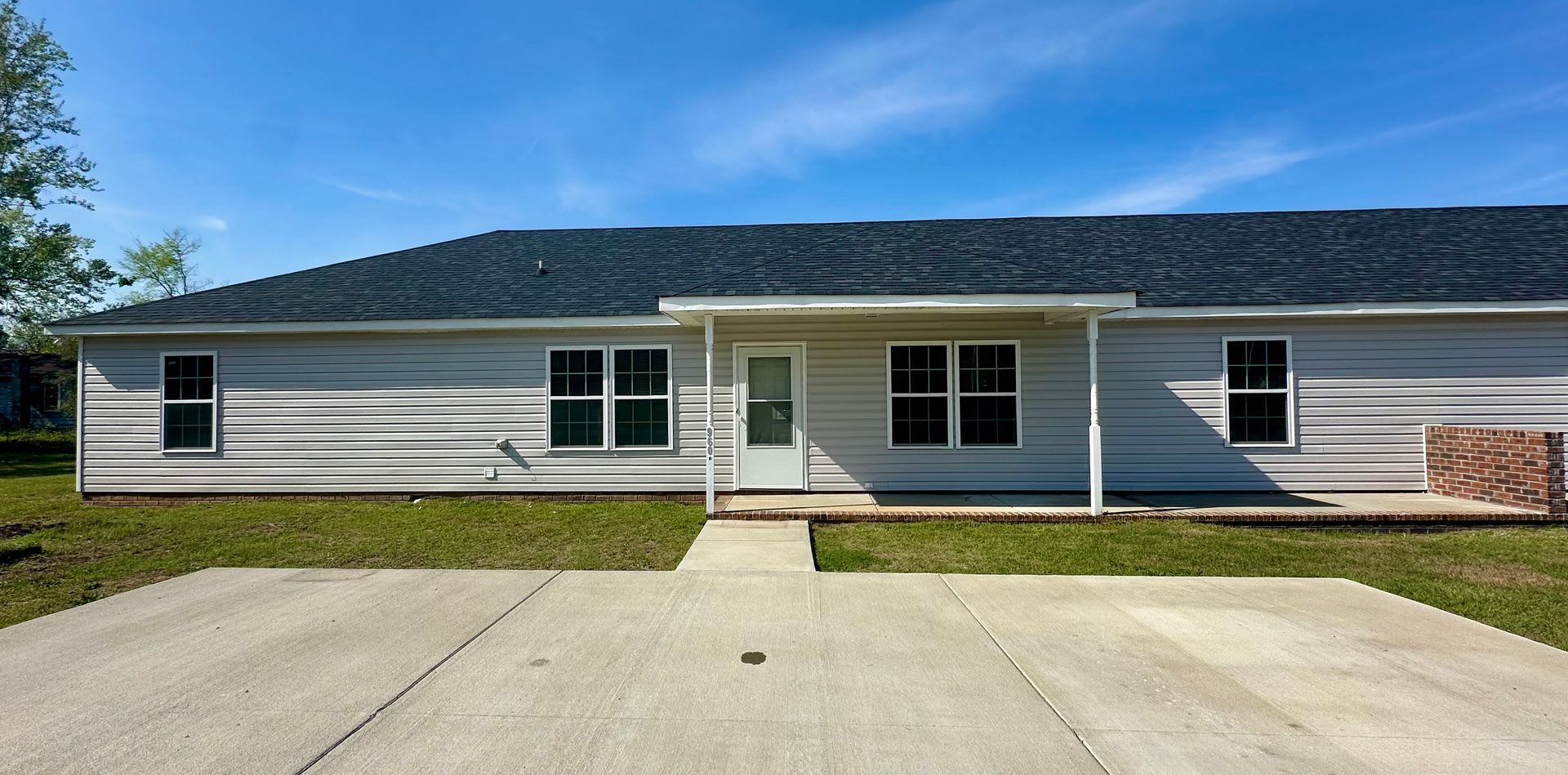 Close to Shaw AFB! – photo 1 of 14