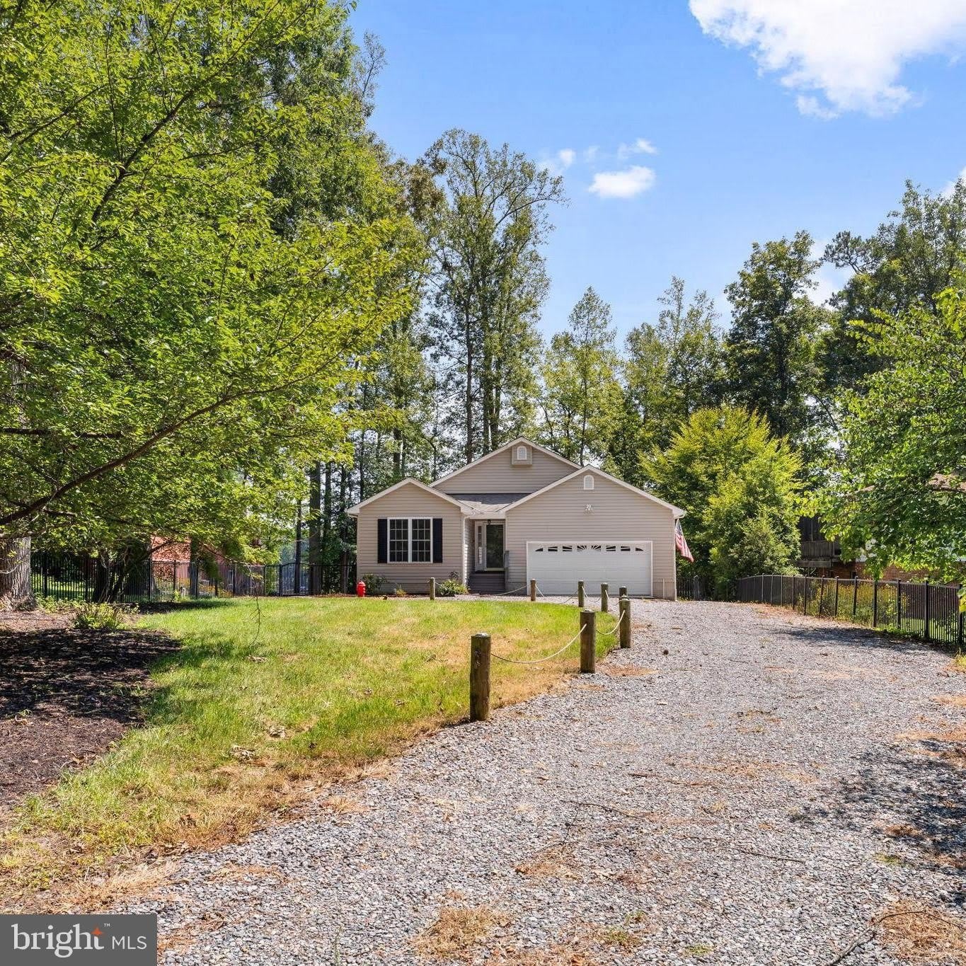 686 LAKE CAROLINE Drive – photo 1 of 46