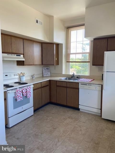 7 N HAMILTON Street – photo 1 of 14