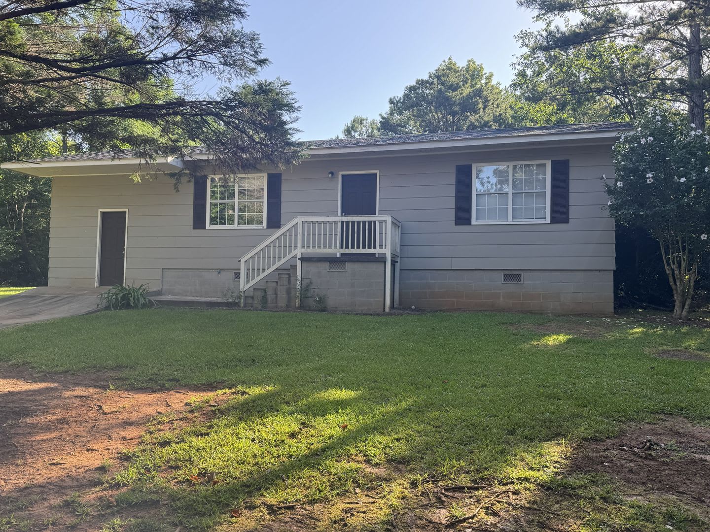 1088 County Road 219 – photo 1 of 12