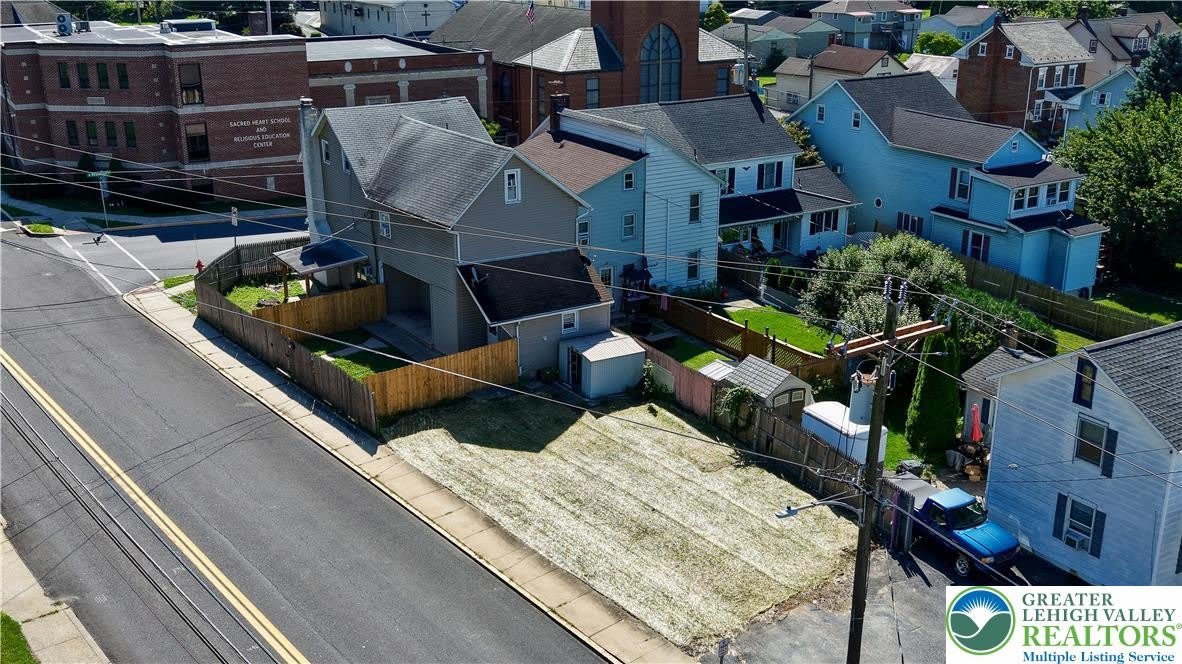 156 E Northampton Street – photo 1 of 24