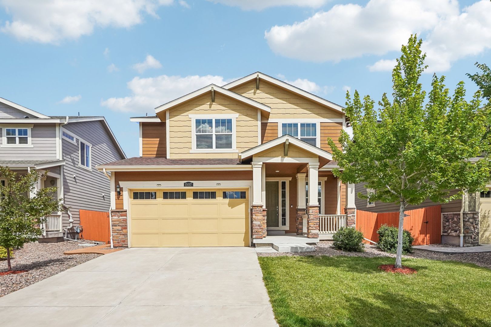 Luxurious Living 2 367 Sq Ft Home With 4 Baths In Prime Location – photo 1 of 391
