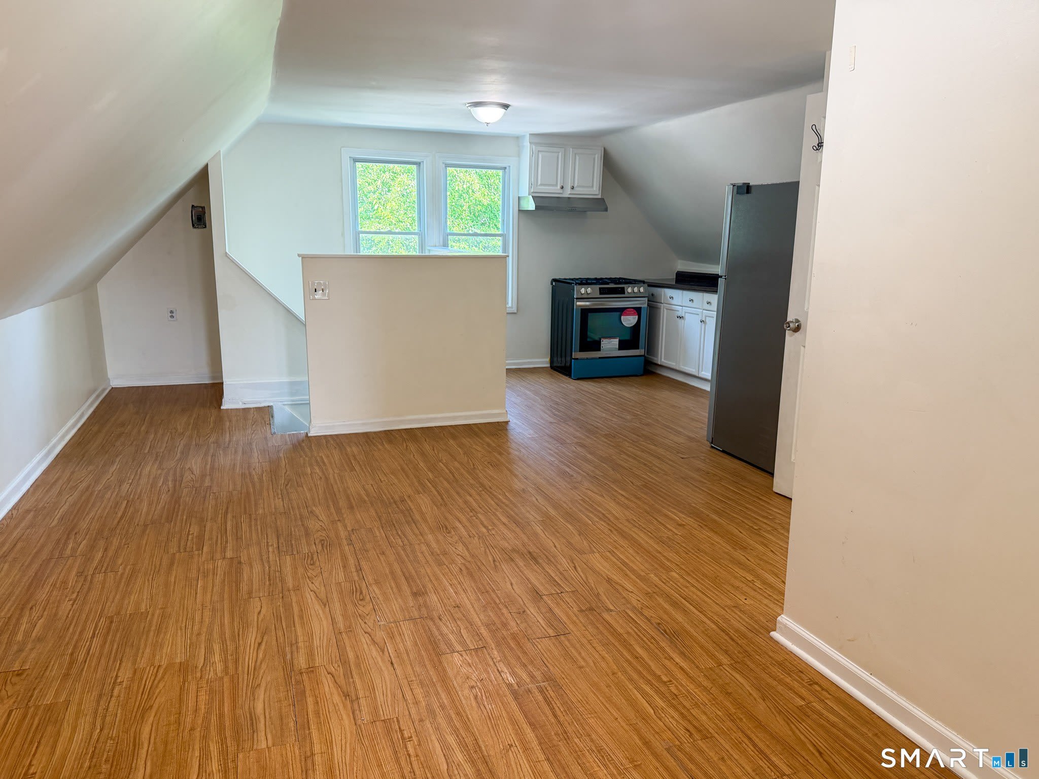 1004 Hancock Avenue – photo 1