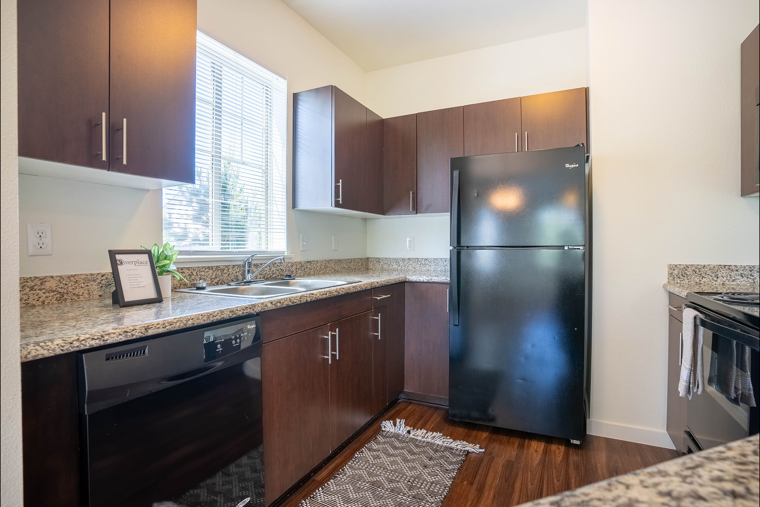 Riverplace Apartments – photo 1 of 193