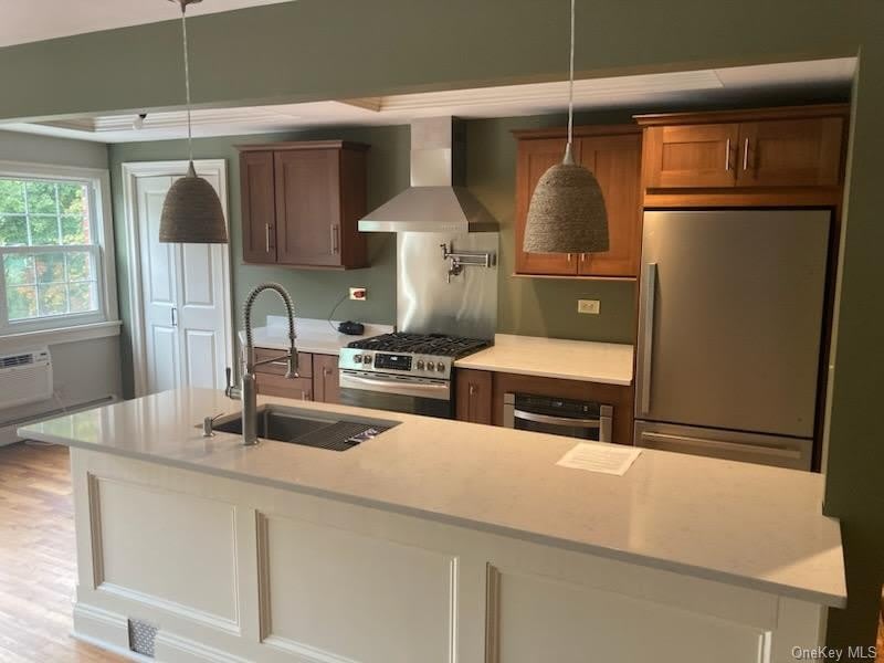 2 Colonial Road – photo 1 of 11