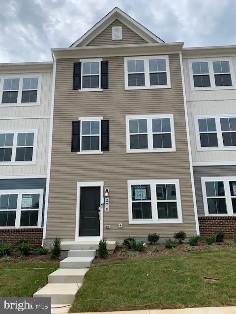 270 SWAN FIELD AVE – photo 1 of 9