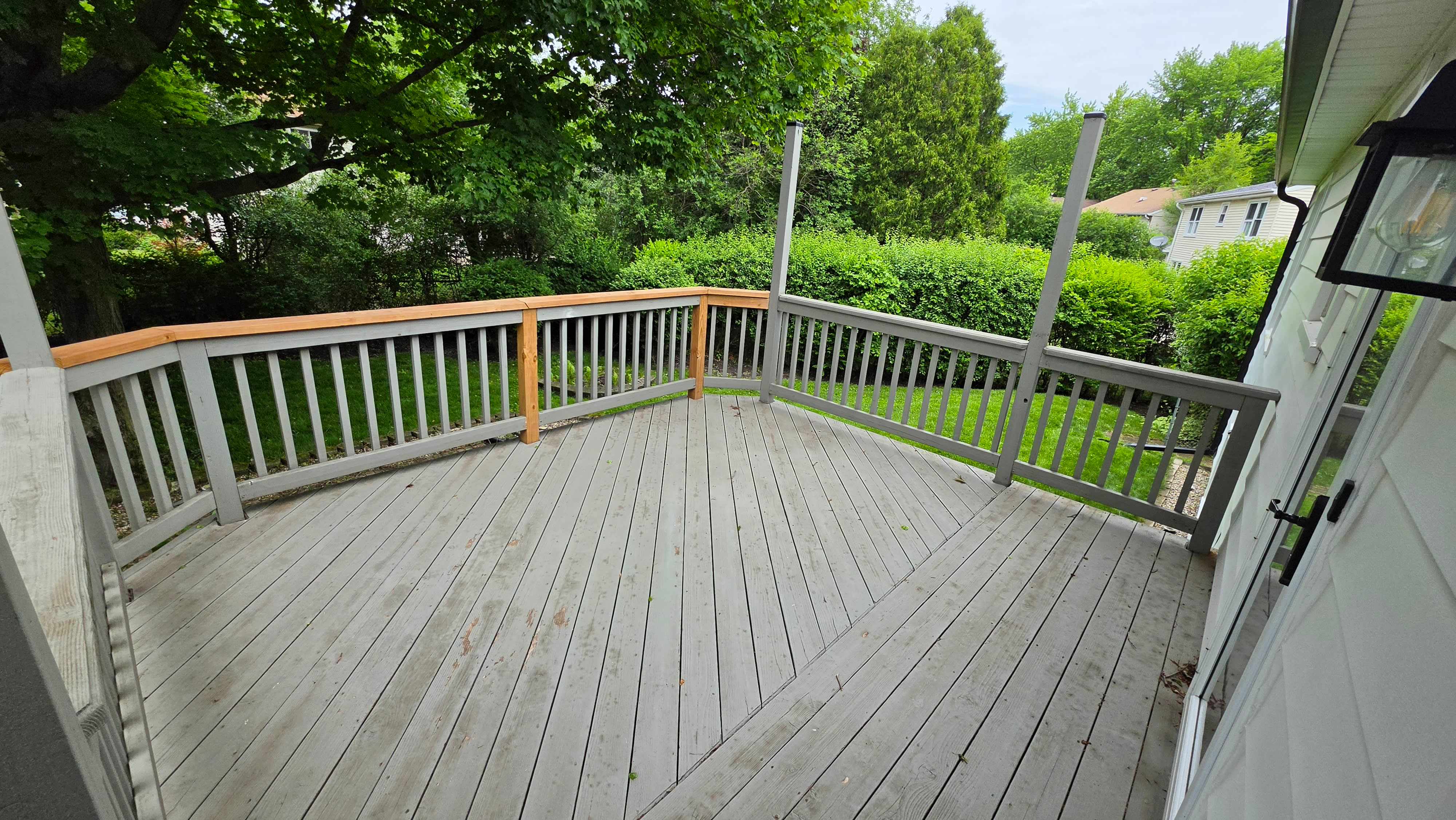 112 S Deerpath Drive – photo 1 of 112