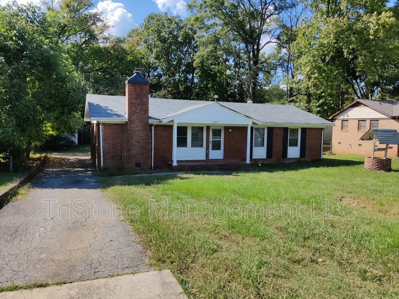 6820 Flintrock Road – photo 1