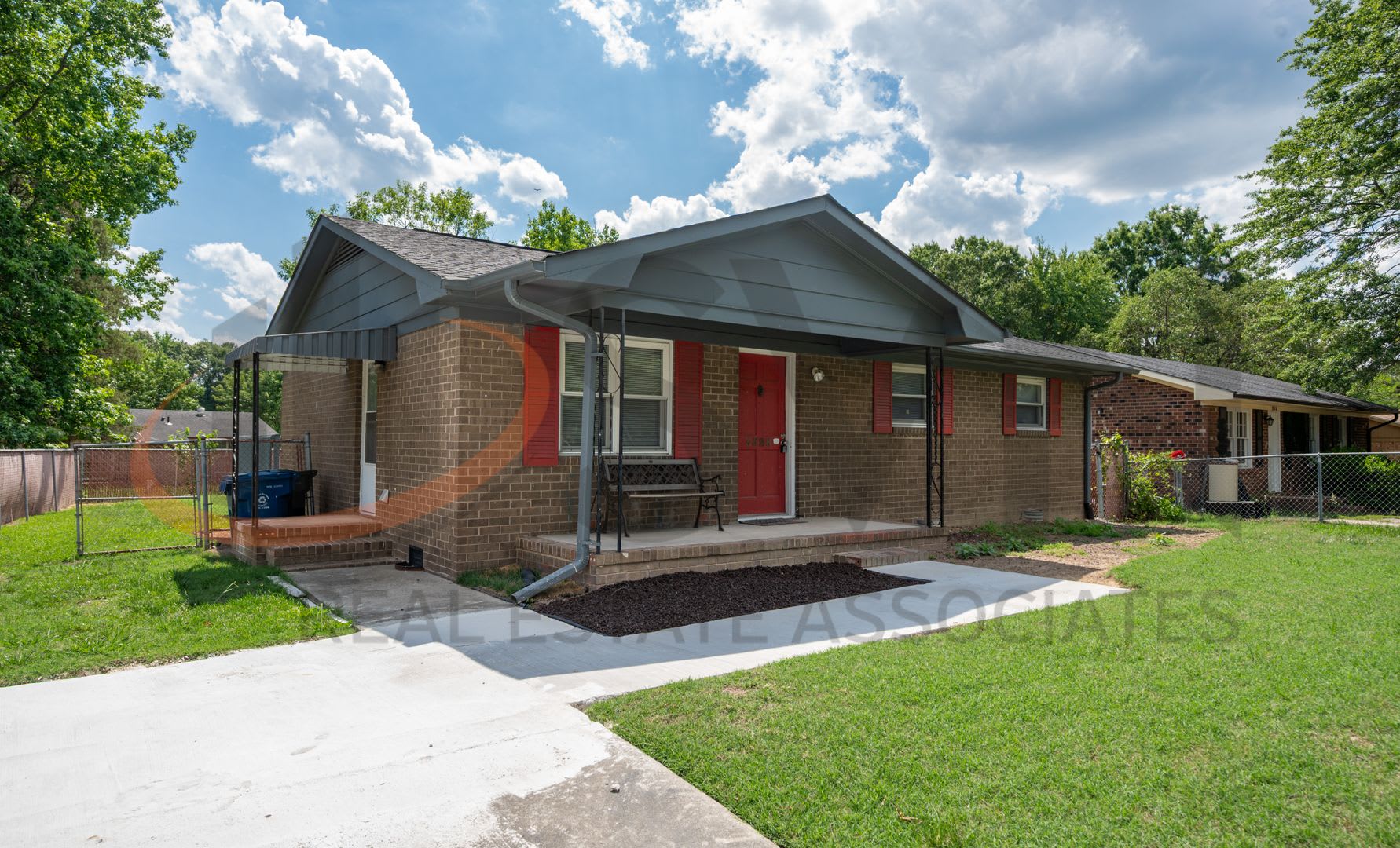3BR, 1.5BA Durham Gem with Fenced Front & Back Yard! – photo 1