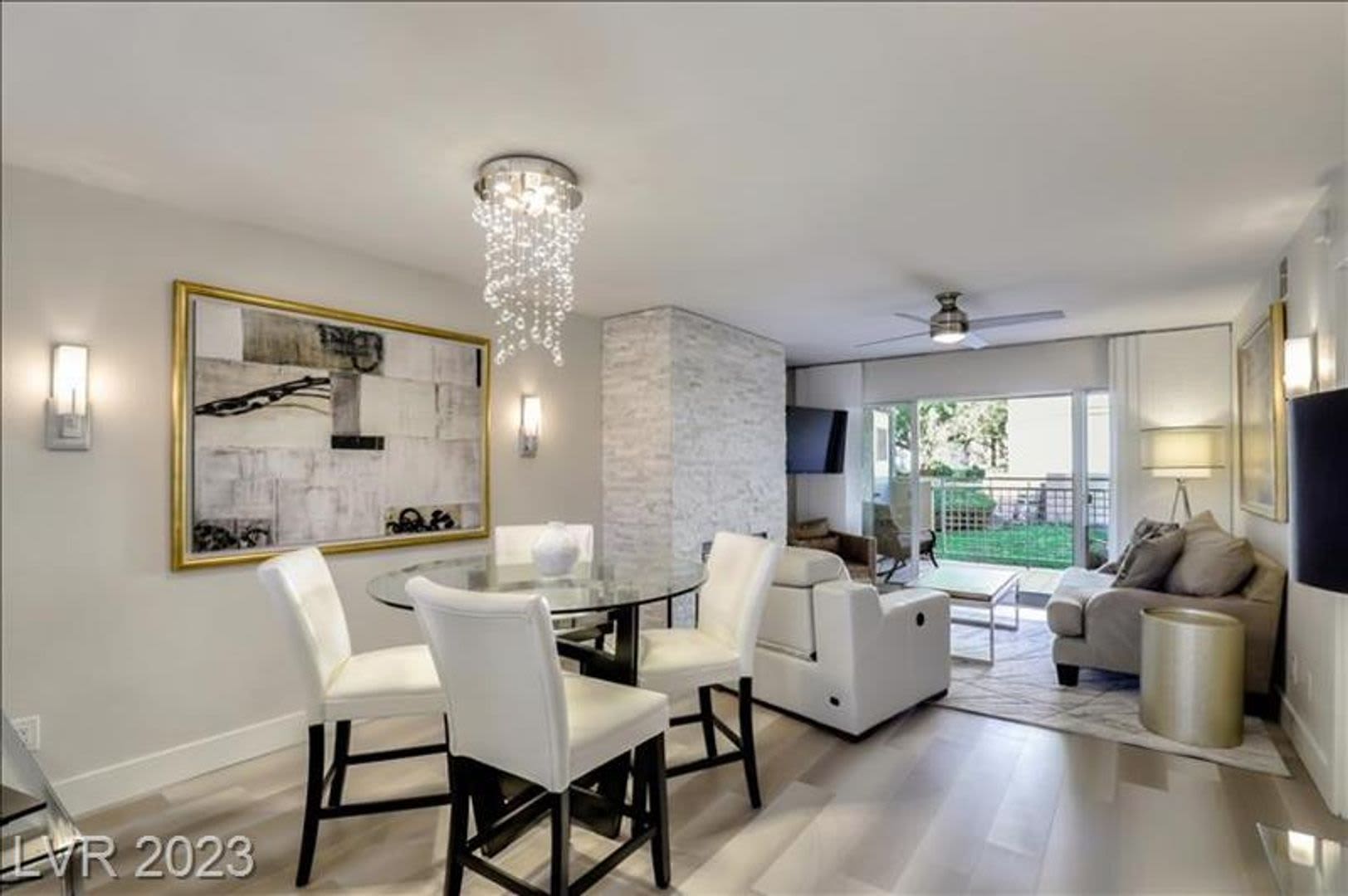 FURNISHED OPTIONAL 2 BEDROOM REMODELED CONDO ON 1ST FLOOR! – photo 1