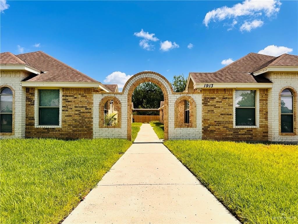 1913 W Western Drive – photo 1