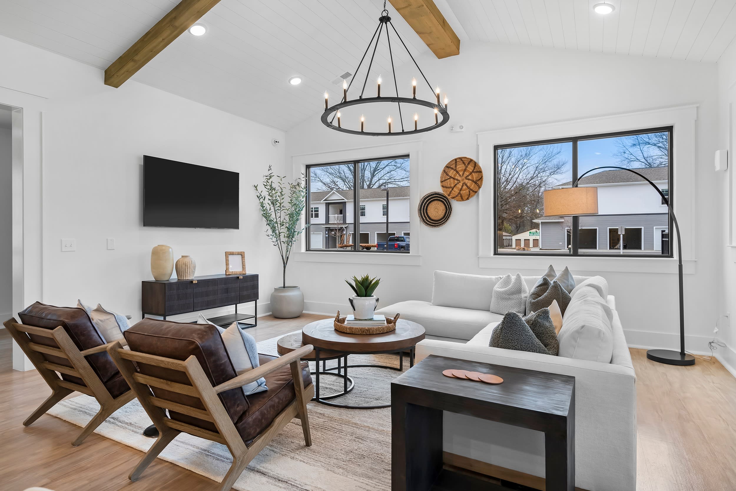 Farmhouse at Easley – photo 1 of 15