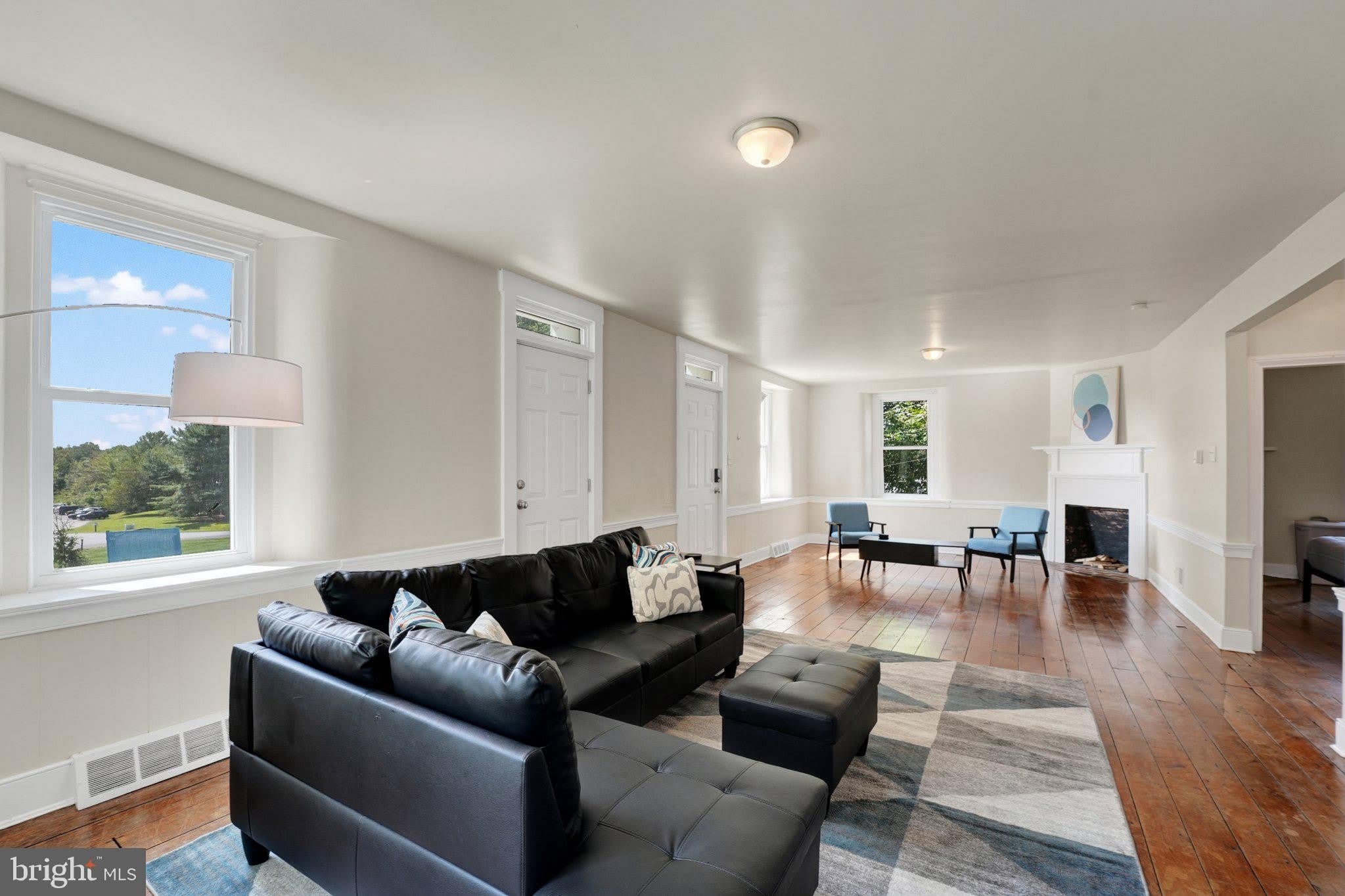 211 GALE Lane – photo 1