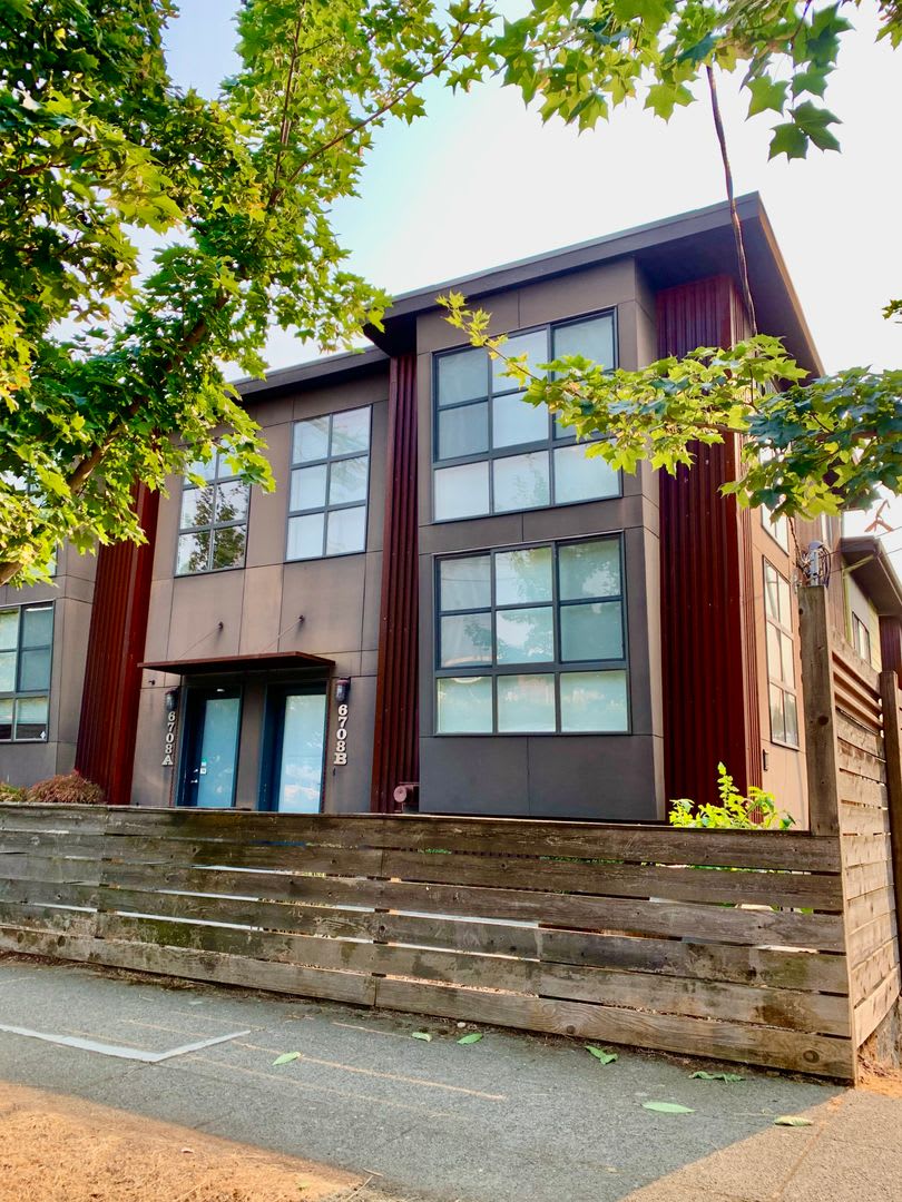 Georgetown Townhome – photo 1