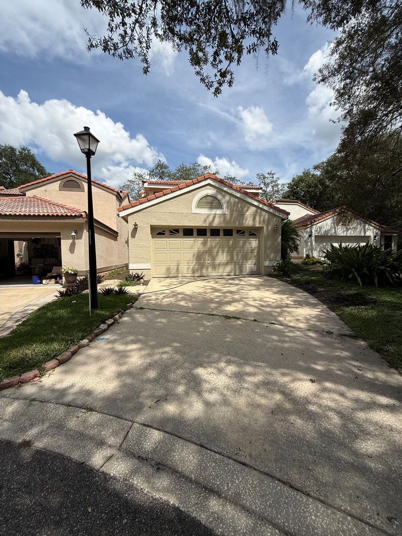 Beautiful 3-bedroom, 2.5-bathroom townhome in Winter Springs – photo 1