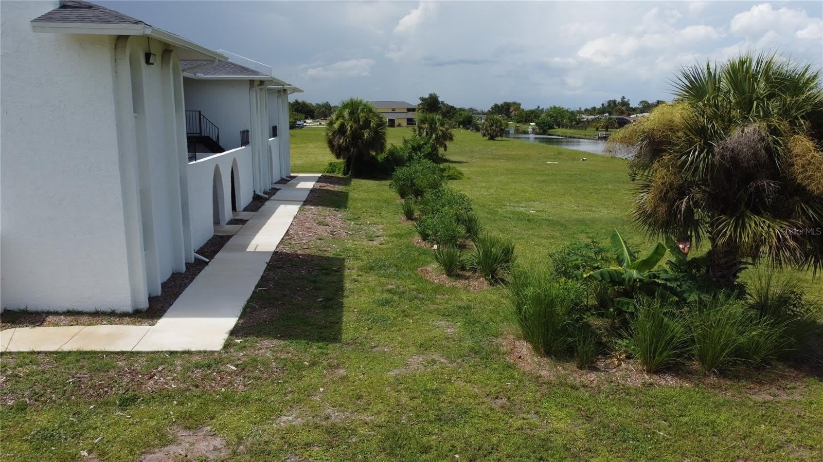 146 BOUNDARY Boulevard – photo 1 of 23