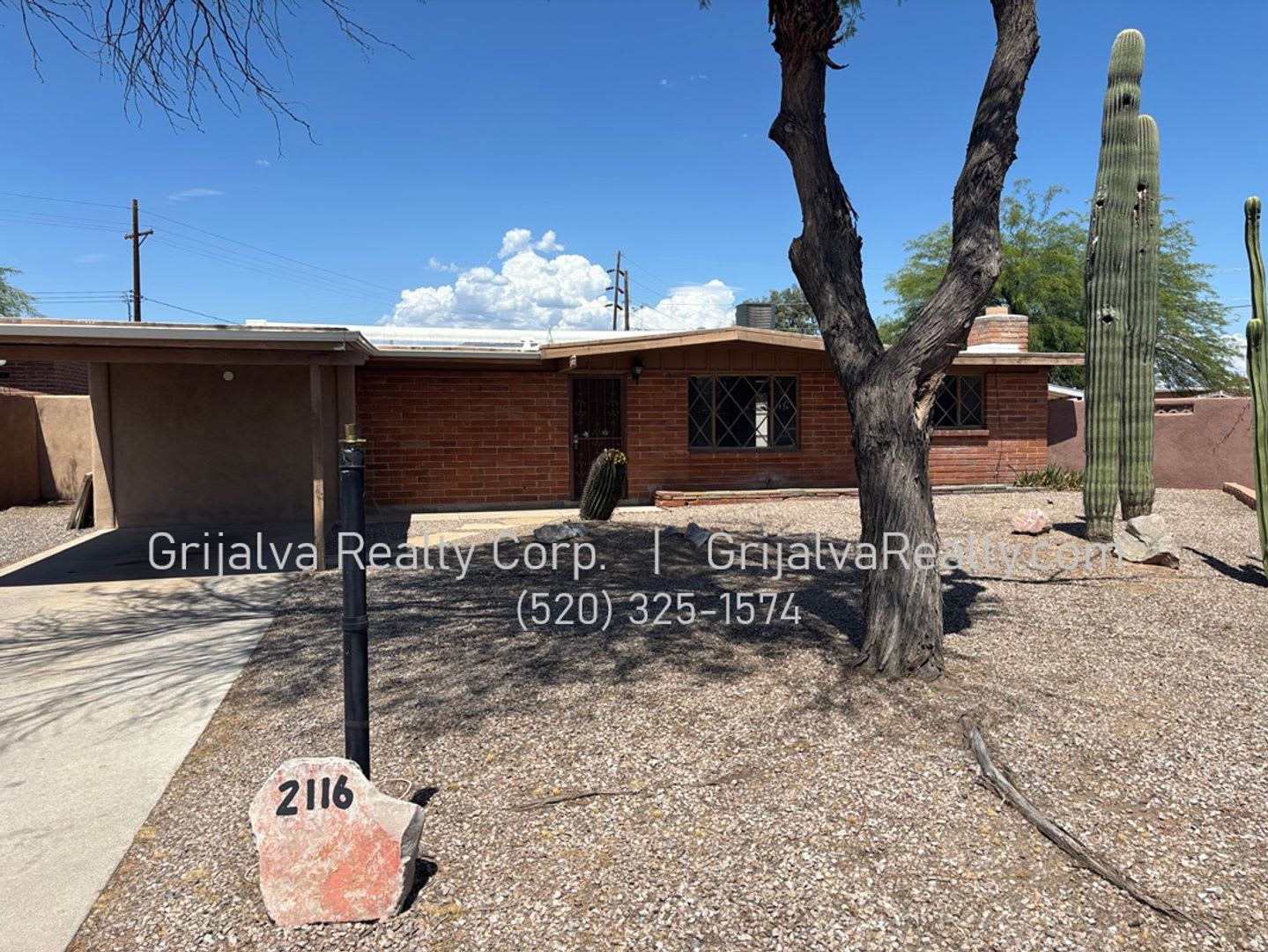 Beautiful 3 Bedroom, 2 Bath House in NW Tucson for Rent! * MOVE-IN SPECIAL! *(Ruthrauff/La Cholla) – photo 1 of 21