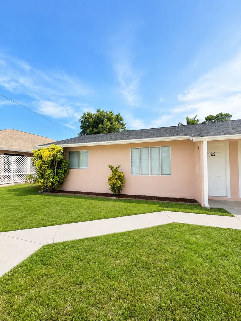 Cozy 2/1 duplex – photo 1