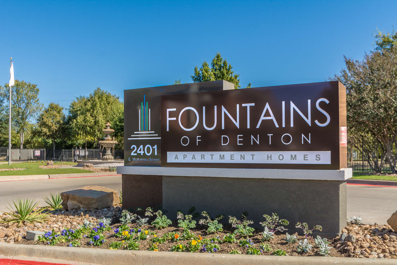 Fountains of Denton – photo 1