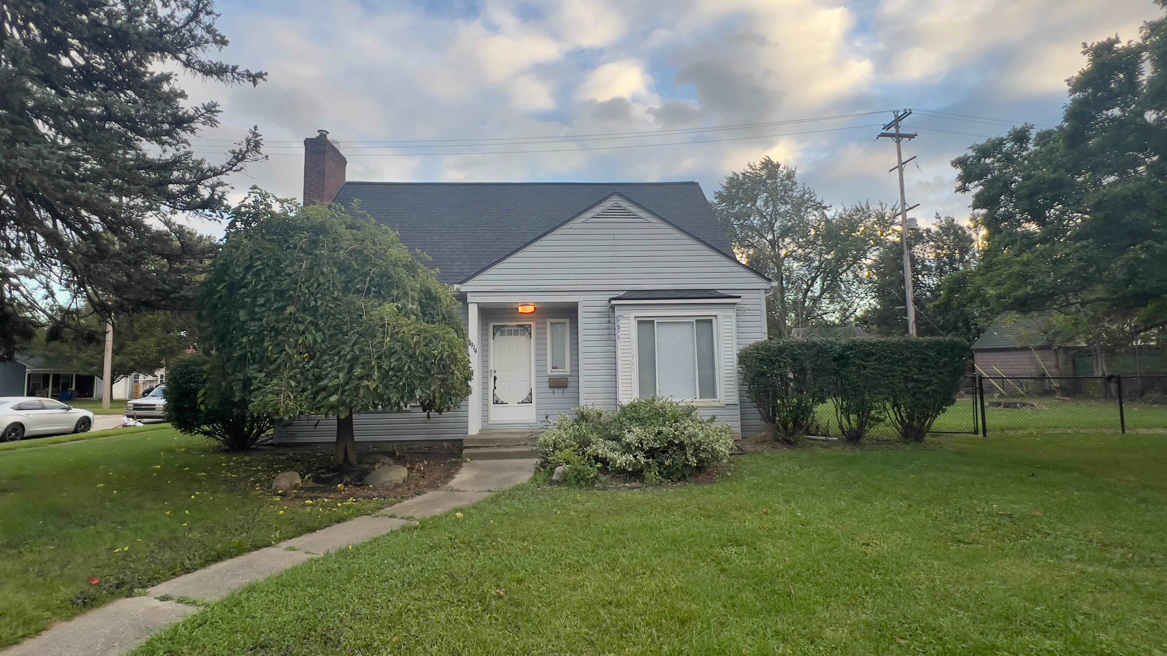 1914 East 2nd Street – photo 1