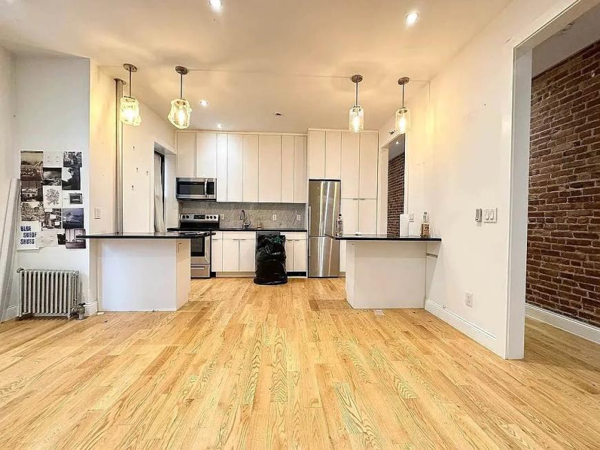 520 West 136th Street – photo 1