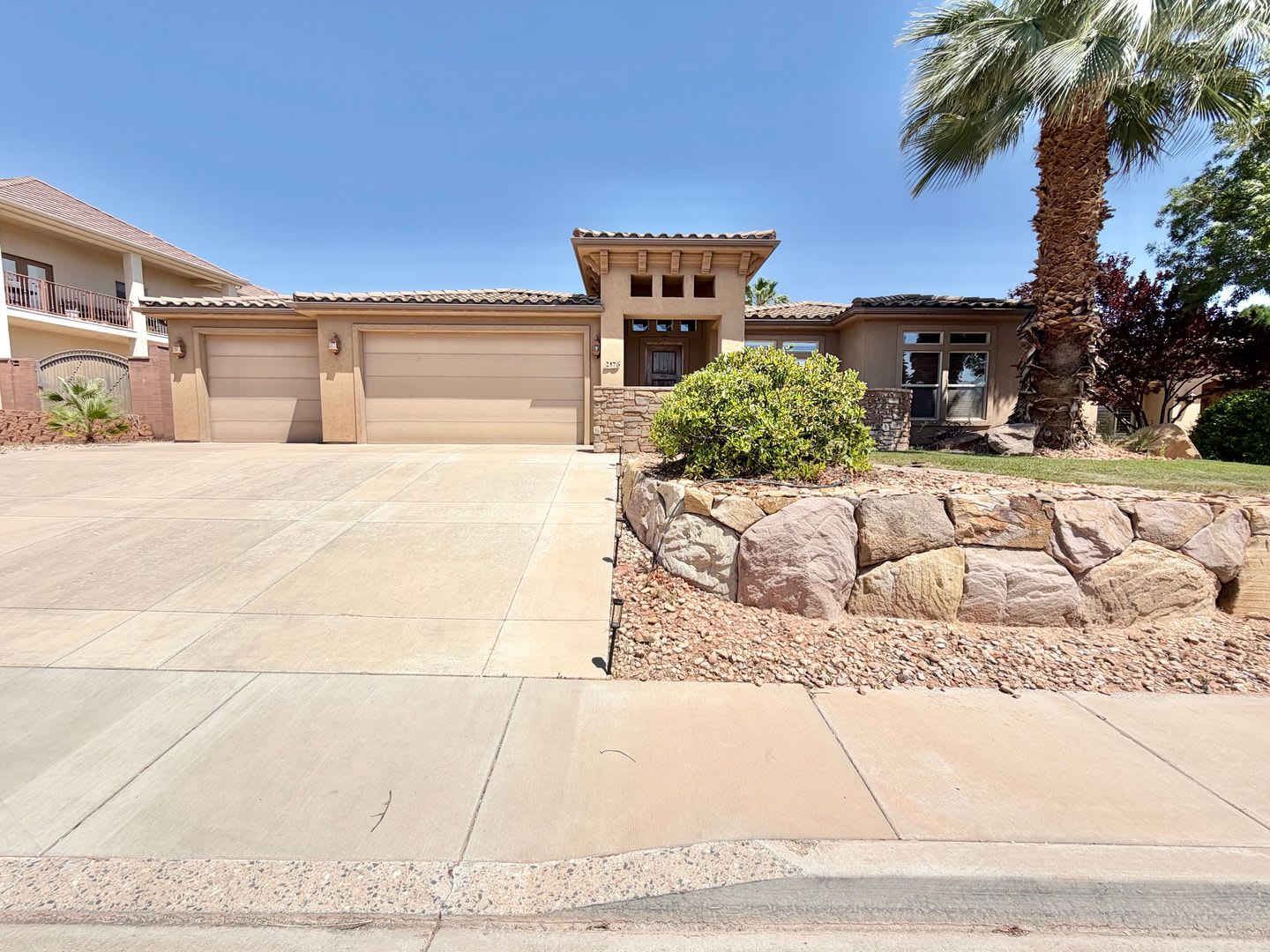 4 bed, 2 bath home in the quiet and desirable Castle Rock subdivision. **PET FRIENDLY** – photo 1