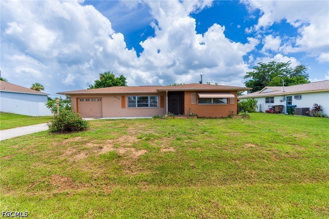 235 Se 45Th Street – photo 1
